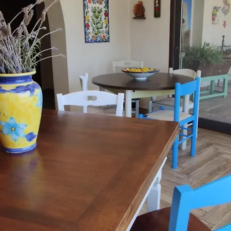 Della Via Francigena Bed & Breakfast 3*