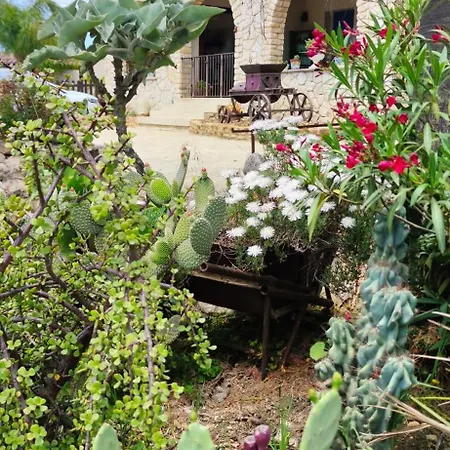 Della Via Francigena 3* אגריג'נטו