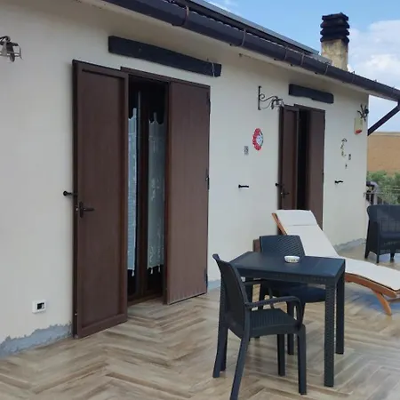 לינה וארוחת בוקר Della Via Francigena 3*